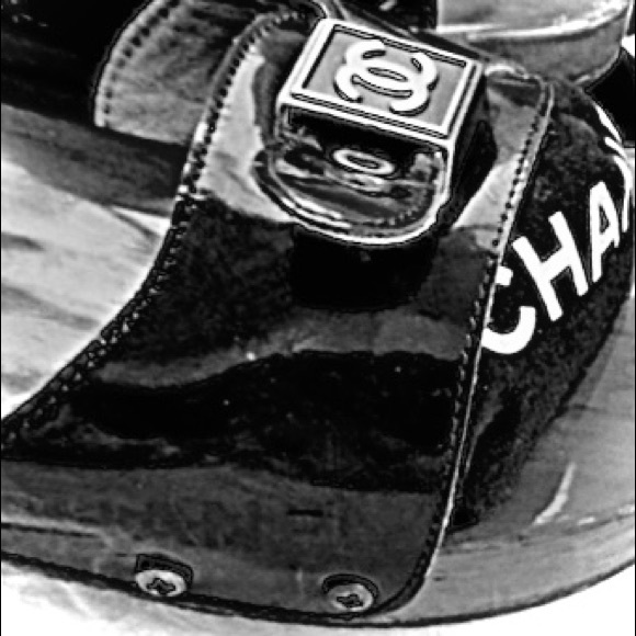 CHANEL - AUTHENTIC WOOD - Picture 7 of 8